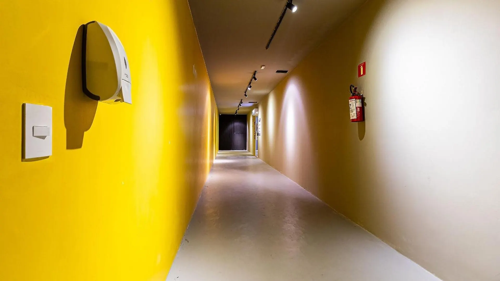 Charmoso Studio No Bras Com Piscina - Metro Bras San Paolo 0*,  Brasile